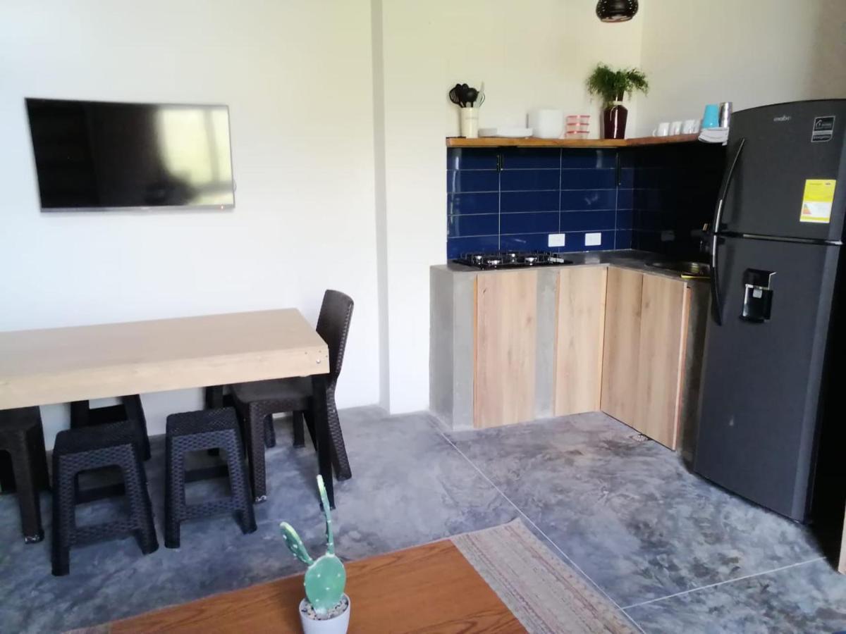 Hellen House Horizonte Apartamento
